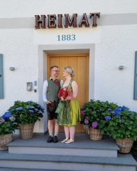 Heimatliche Heiratsfreuden